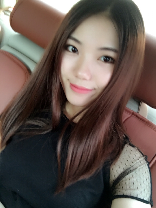 盛开的花朵的第二张照片--新乡相亲服务中心