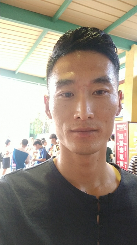 难得糊涂的第一张照片--新乡相亲服务中心