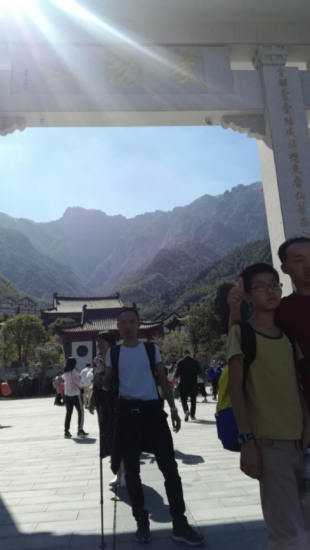 蓝天的第二张照片--新乡相亲服务中心