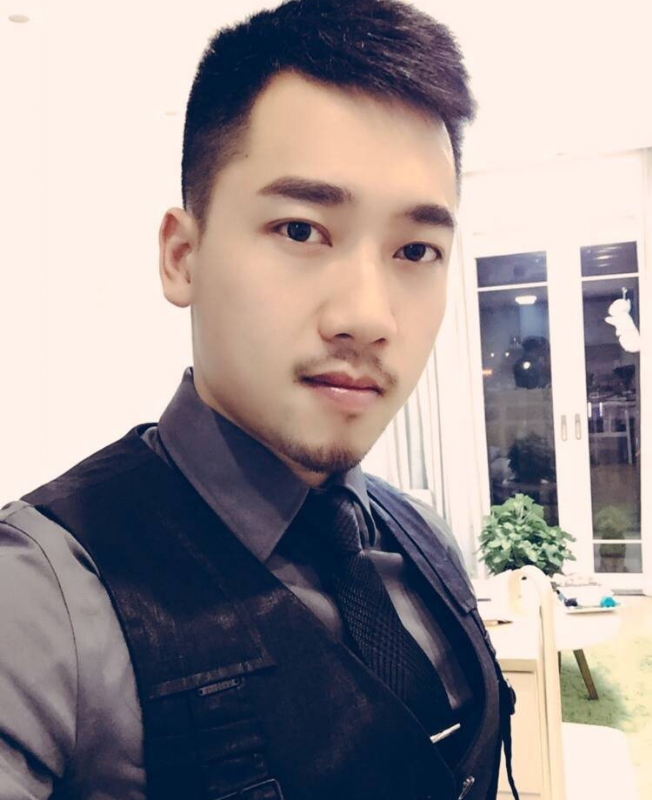 风的季节的第一张照片--新乡相亲服务中心