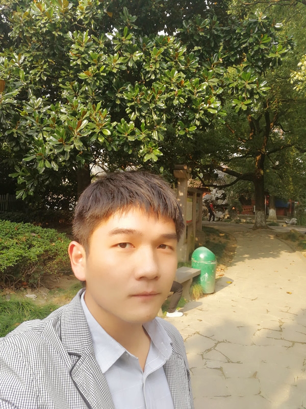 暂时的第一张照片--新乡相亲服务中心