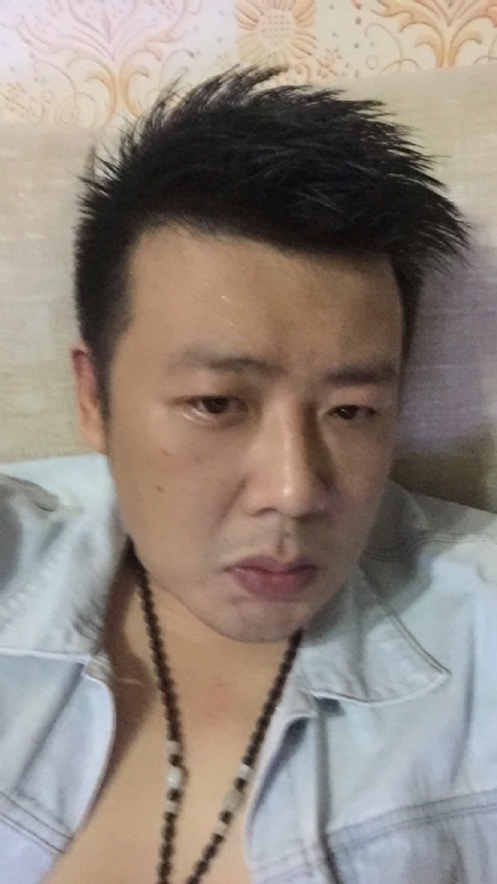 沐浴阳光的第一张照片--新乡相亲服务中心