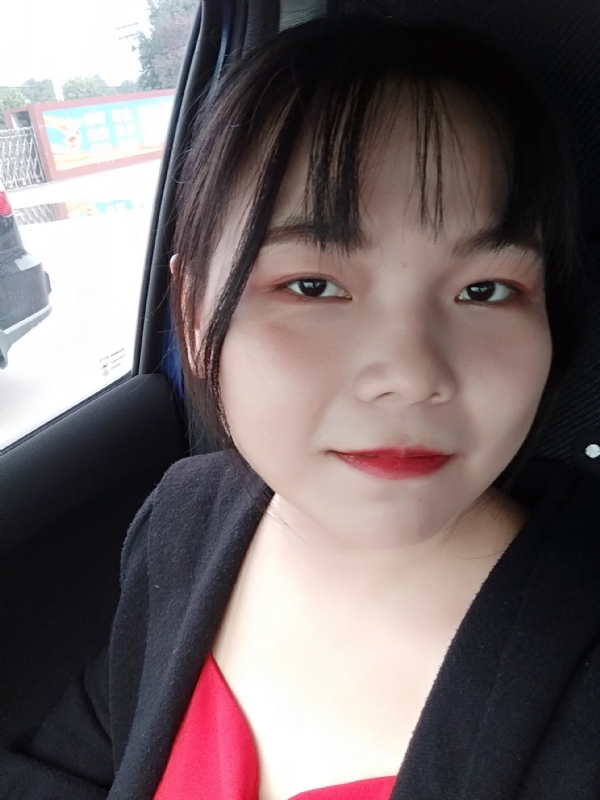 小五同学的第一张照片--新乡相亲服务中心