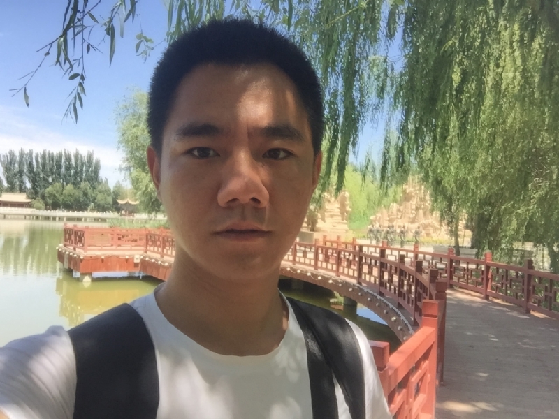 一见倾心的第一张照片--新乡相亲服务中心