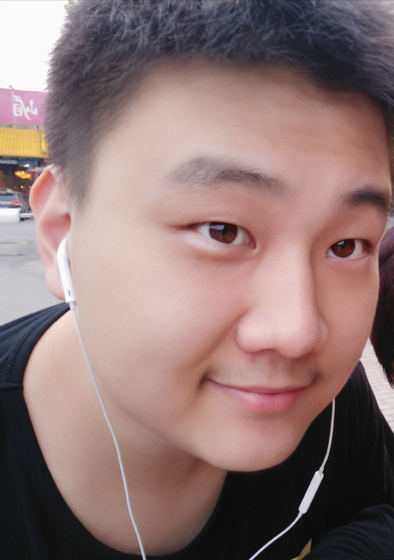 枫叶的第一张照片--新乡相亲服务中心