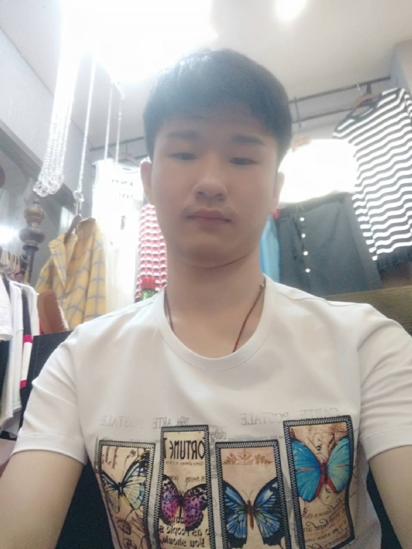 许你一世的第一张照片--新乡相亲服务中心