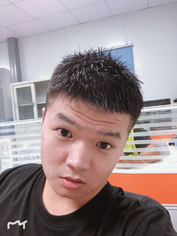 不忘初心的第一张照片--新乡相亲服务中心