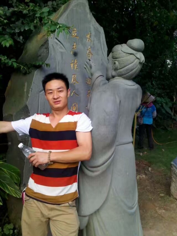 相依相伴的第一张照片--新乡相亲服务中心