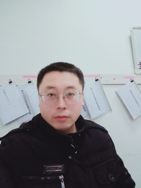 一头猪的第一张照片--新乡相亲服务中心