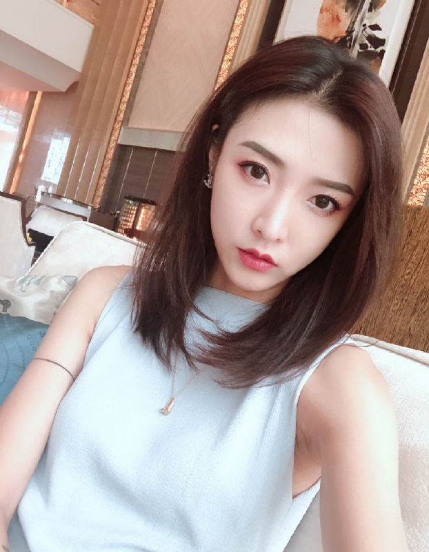 嘉嘉的第一张照片--新乡相亲服务中心