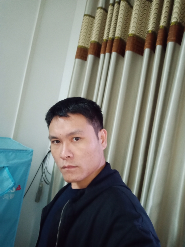 心如止水的第一张照片--新乡相亲服务中心