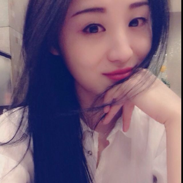 在水一方的第一张照片--新乡相亲服务中心