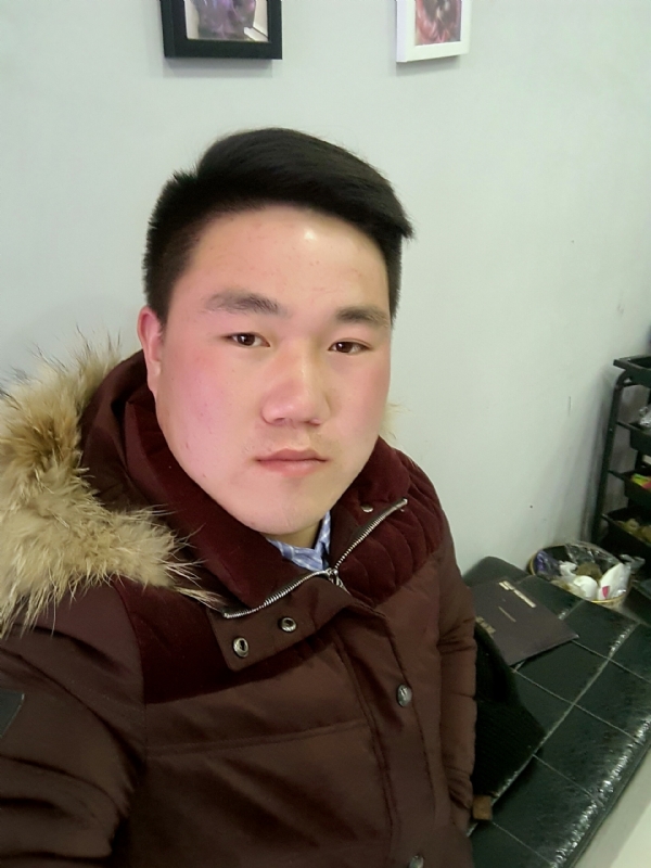 小飞的第一张照片--新乡相亲服务中心