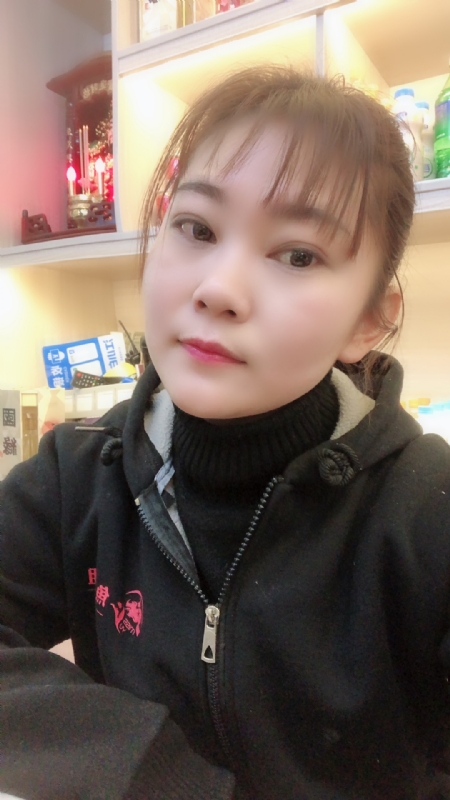 泡沫的第一张照片--新乡相亲服务中心