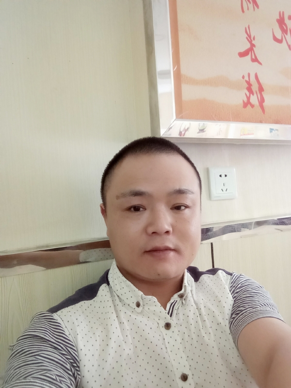 风云淡的第一张照片--新乡相亲服务中心