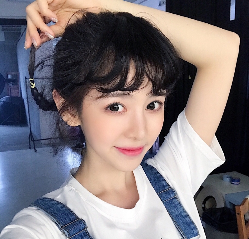 迷离的第一张照片--新乡相亲服务中心