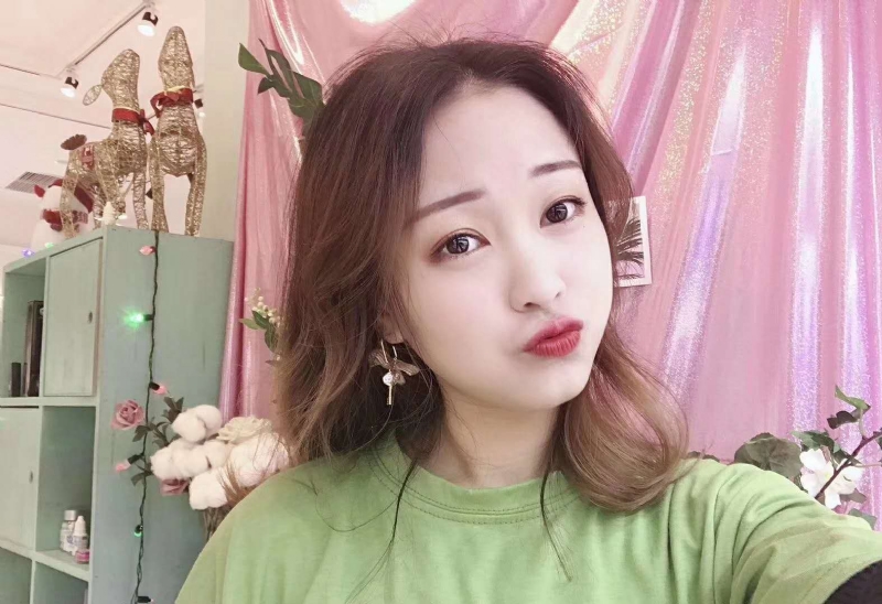 罗兰的第二张照片--新乡相亲服务中心