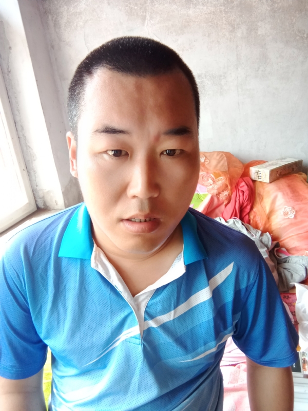 灰太狼的第一张照片--新乡相亲服务中心