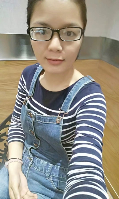 螃蟹的第一张照片--新乡相亲服务中心