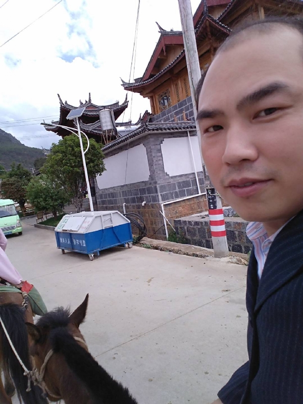 当代军人的第一张照片--新乡相亲服务中心