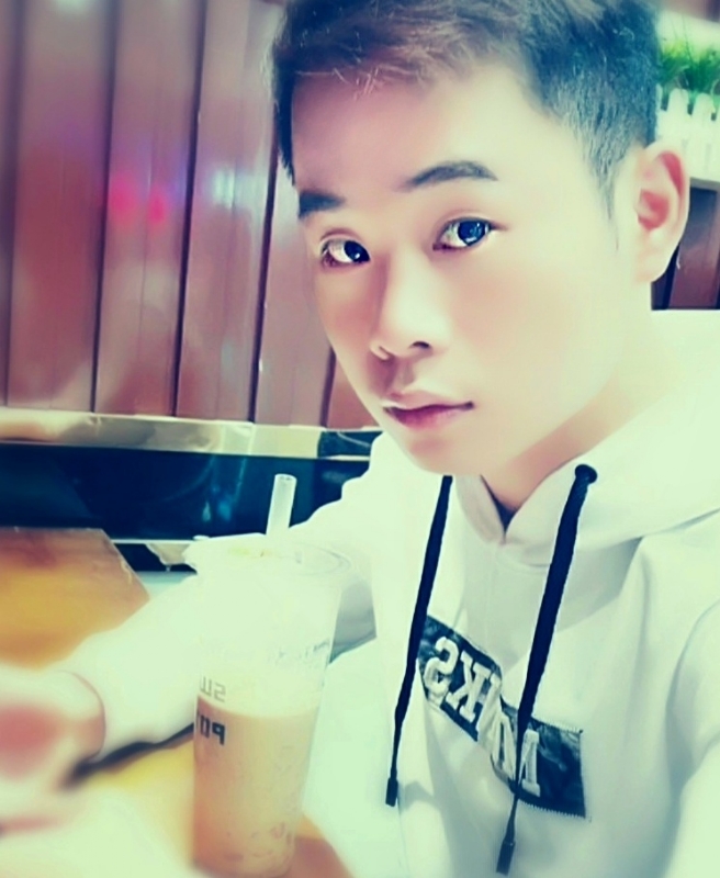 拔大萝卜的兔子的第一张照片--新乡相亲服务中心