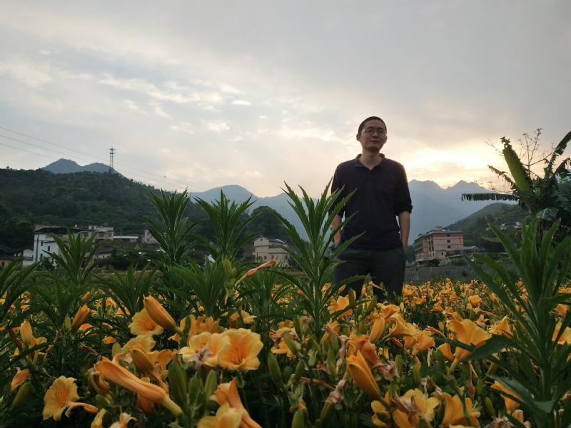 黄晓东的第一张照片--新乡相亲服务中心