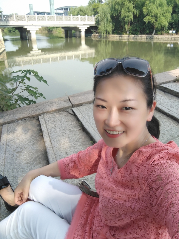 渴慕的第一张照片--新乡相亲服务中心