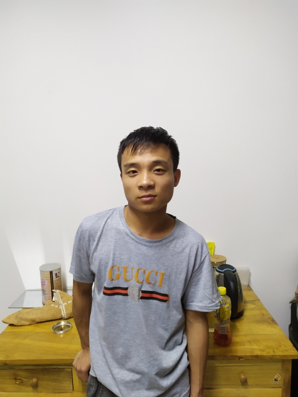 站着等你三千年的第一张照片--新乡相亲服务中心