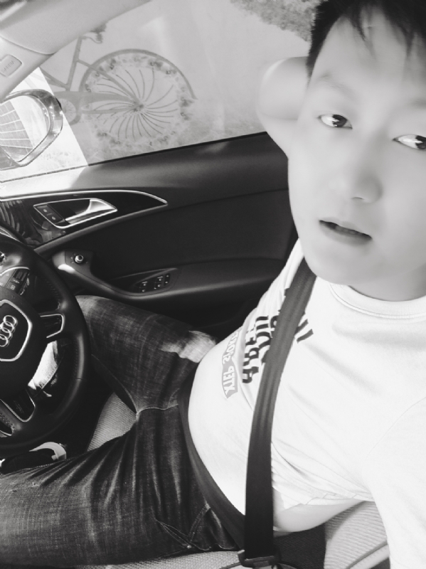 意中人的第一张照片--新乡相亲服务中心