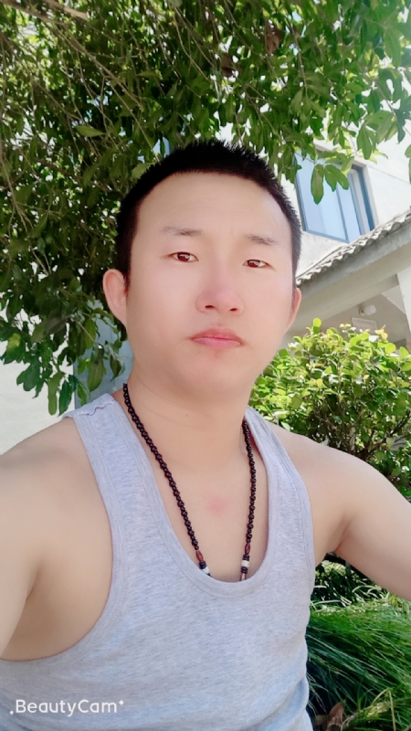 系咯在的第一张照片--新乡相亲服务中心