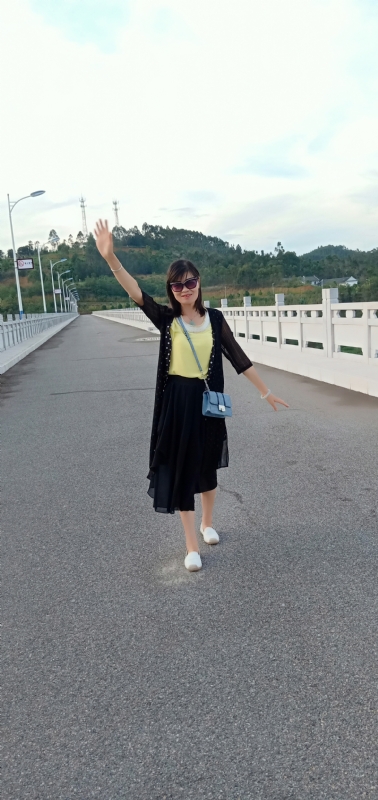 执念的第一张照片--新乡相亲服务中心