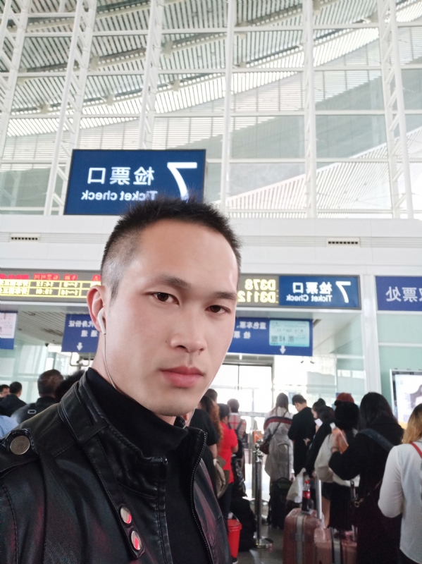 一叶知秋的第一张照片--新乡相亲服务中心