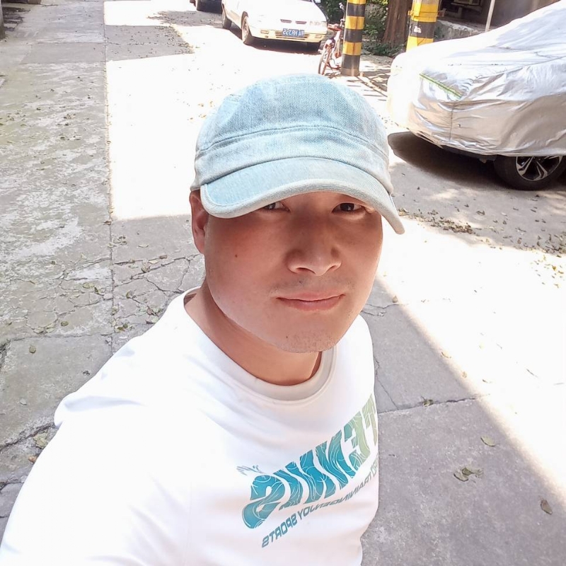 辉光的第一张照片--新乡相亲服务中心