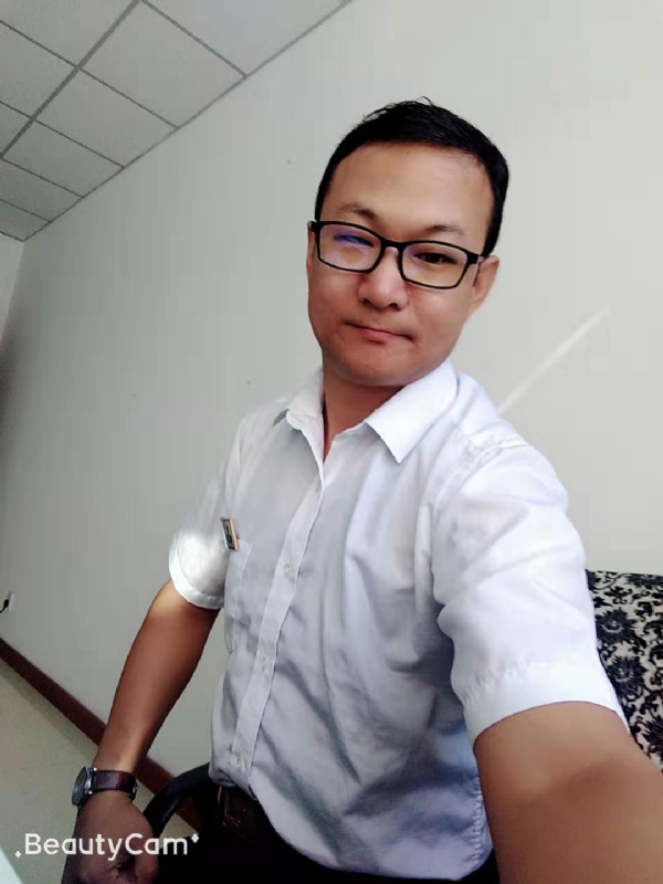 小飞的第一张照片--新乡相亲服务中心