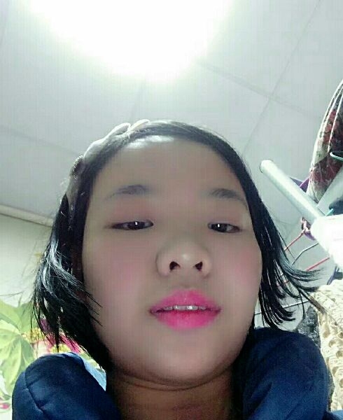 依依的第一张照片--新乡相亲服务中心