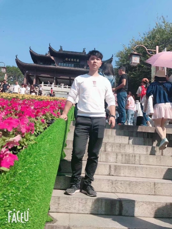 坦然的第二张照片--新乡相亲服务中心