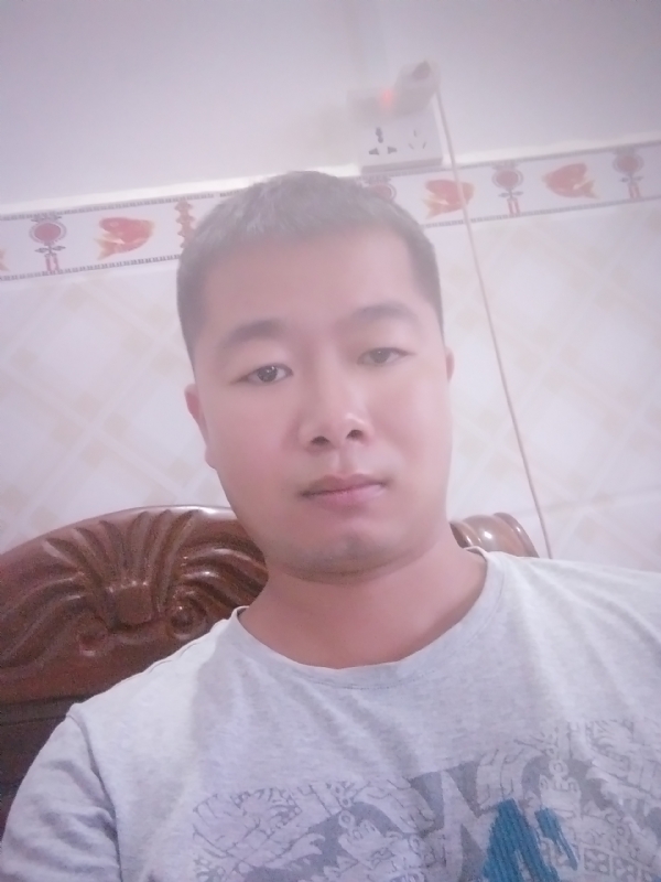 心雨的第一张照片--新乡相亲服务中心