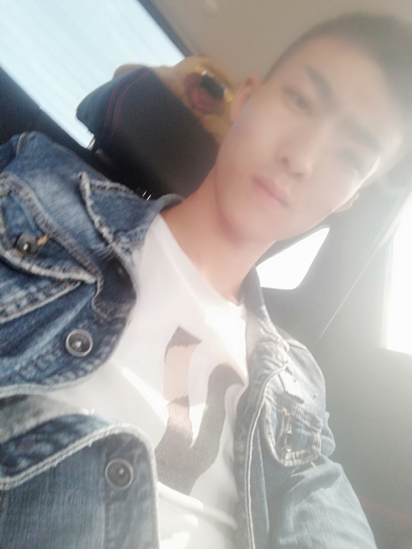 傻雕的第一张照片--新乡相亲服务中心