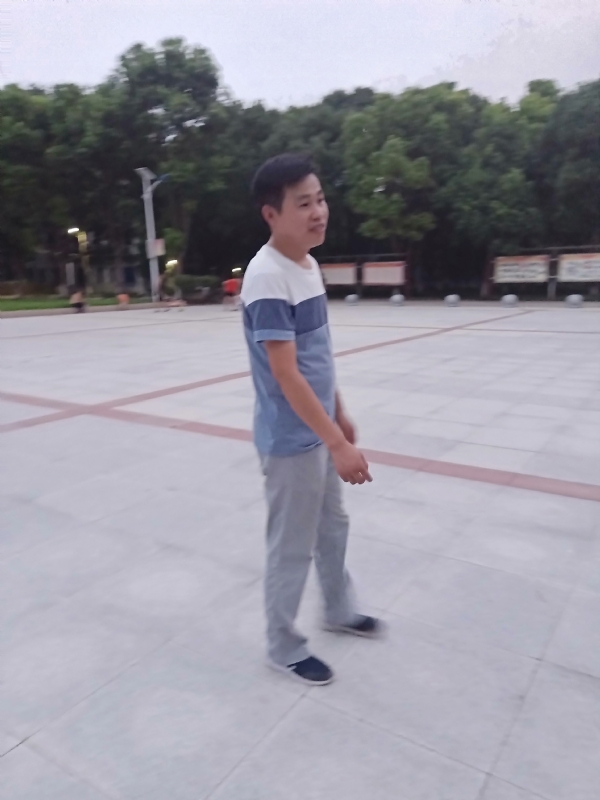 一笑的第一张照片--新乡相亲服务中心