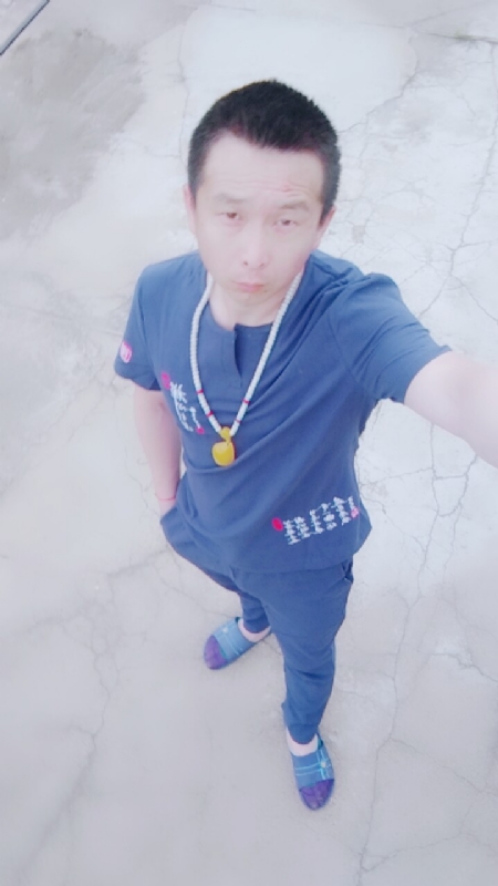 一叶之秋的第一张照片--新乡相亲服务中心