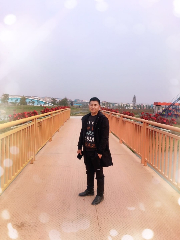 清风的第二张照片--新乡相亲服务中心