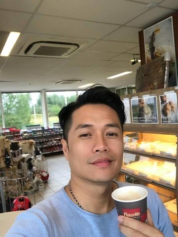 短歌的第一张照片--新乡相亲服务中心