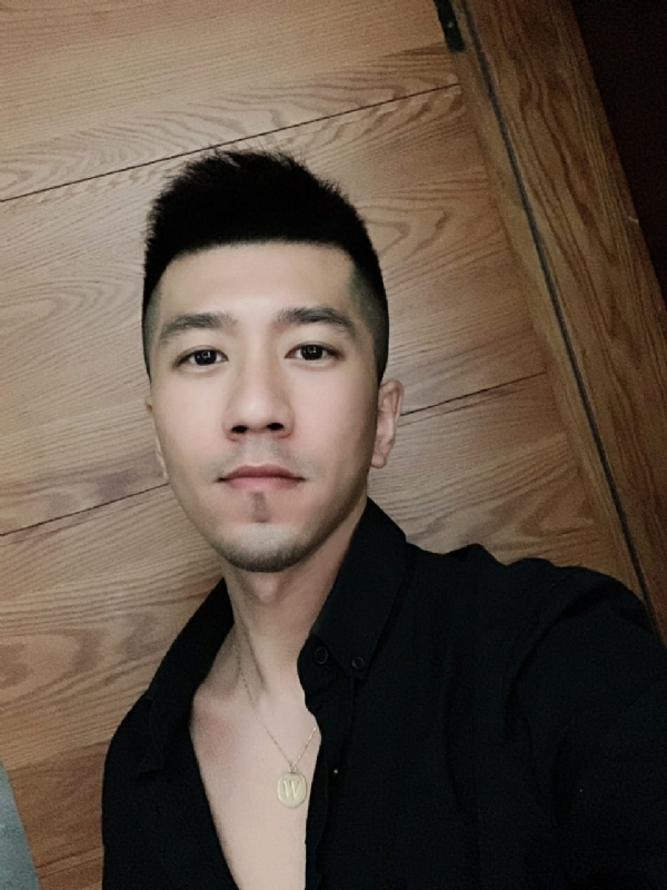 佳佳的第一张照片--新乡相亲服务中心