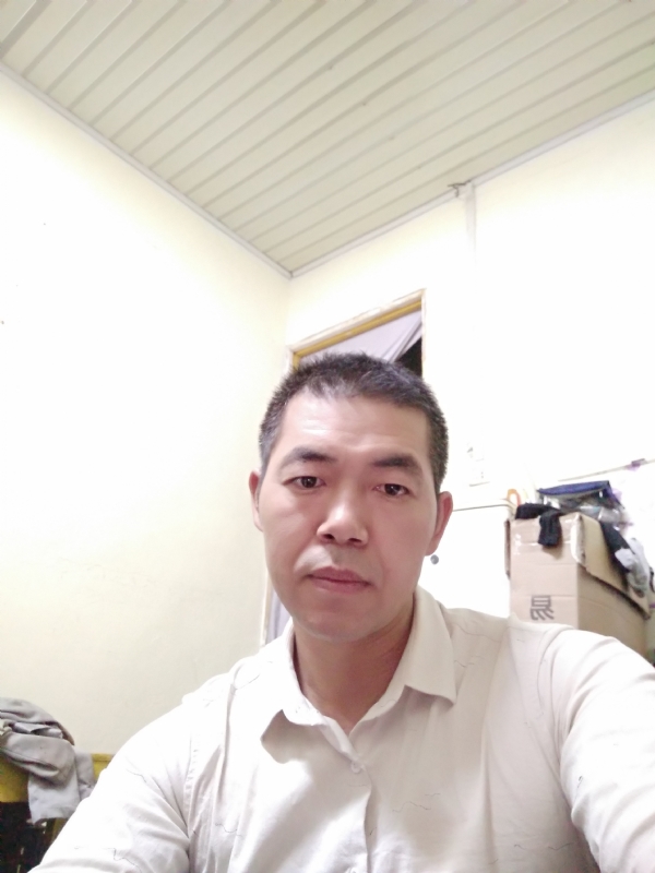 为伊消得人憔悴的第一张照片--新乡相亲服务中心