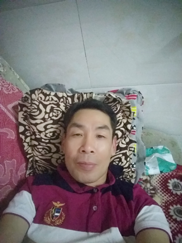 随缘的第一张照片--新乡相亲服务中心