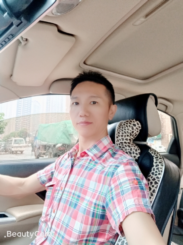 东方的第一张照片--新乡相亲服务中心