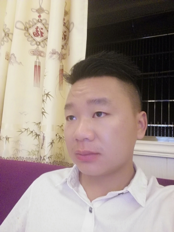 王梓林的第一张照片--新乡相亲服务中心