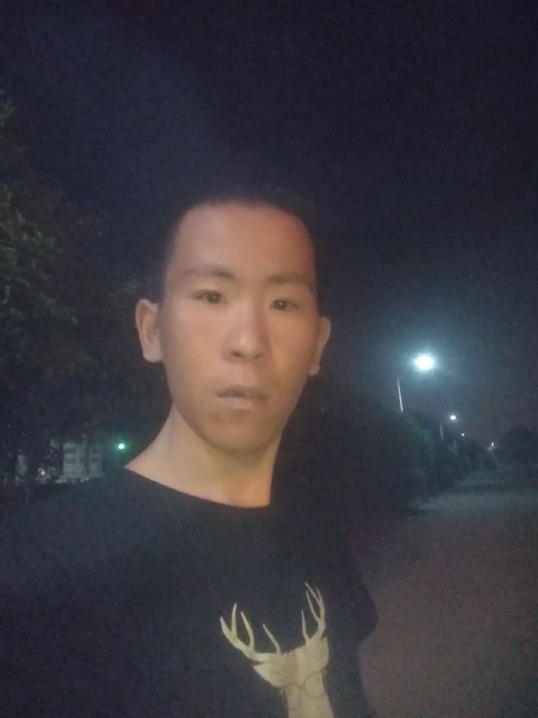 俞凯斌的第一张照片--新乡相亲服务中心