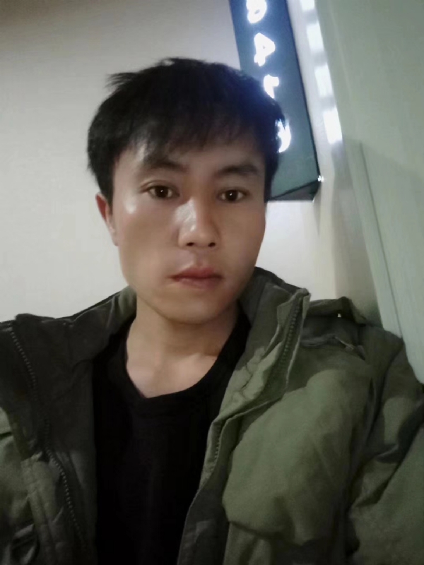 槑头槑脑的第一张照片--新乡相亲服务中心