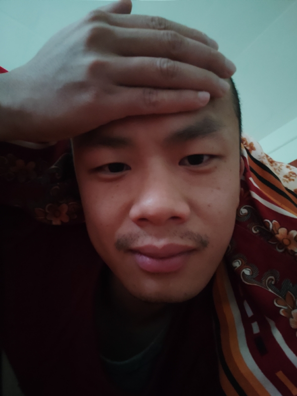 开心鬼在哪呢的第一张照片--新乡相亲服务中心